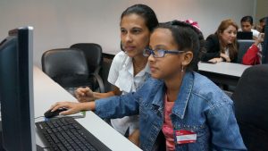 clases-programacion-online-niños-con-sus-madres-venezuela-zuliatec-procodi